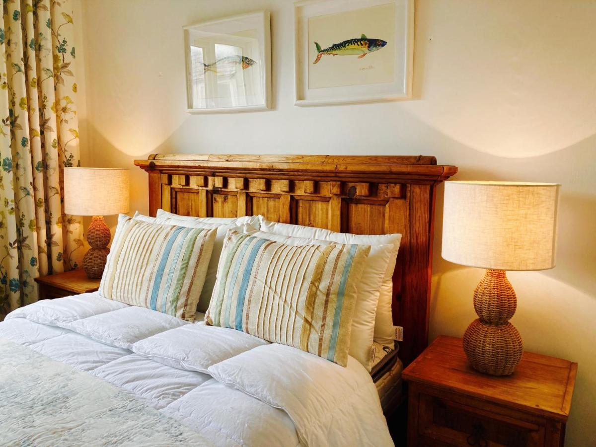 Country house Townhouse Malin